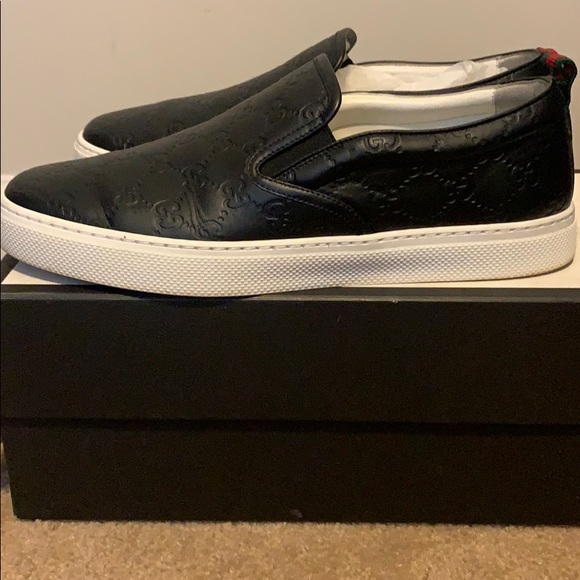 Meet your Posher, Karlos - Picture 2 of 2